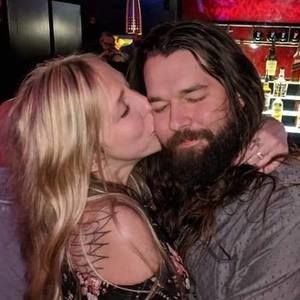 Meet your Posher, Joel